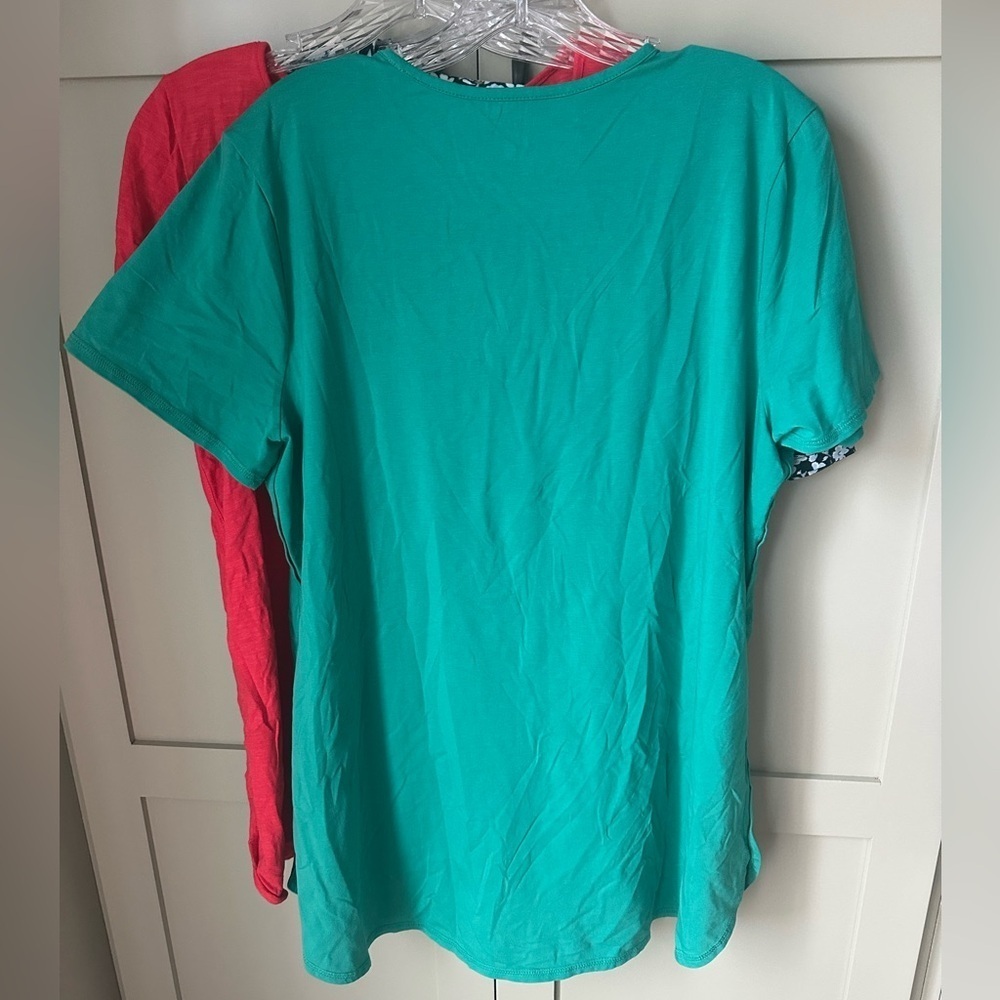 NWT J. Jill Active Green Shirttail Tee SZ LT - Picture 10 of 10